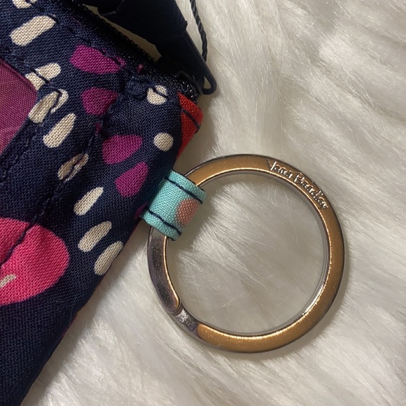 COPY - NWT Vera Bradley zip ID case Navy Paisley - Picture 2 of 7